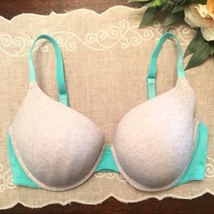 Victoria Secret PINK: Push-up Bra 36DD (UNWORN)